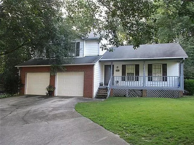 3 bed, 2.0 bath, 1498 sqft, $2,530 — Photo 1