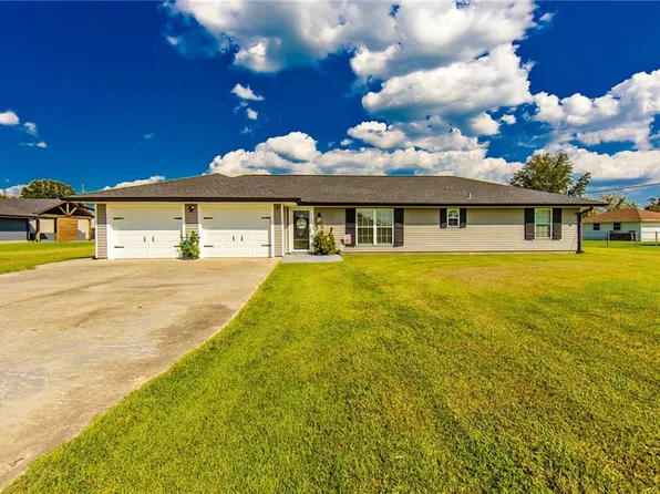 4009 Bayouside Dr, Bourg, LA 70343