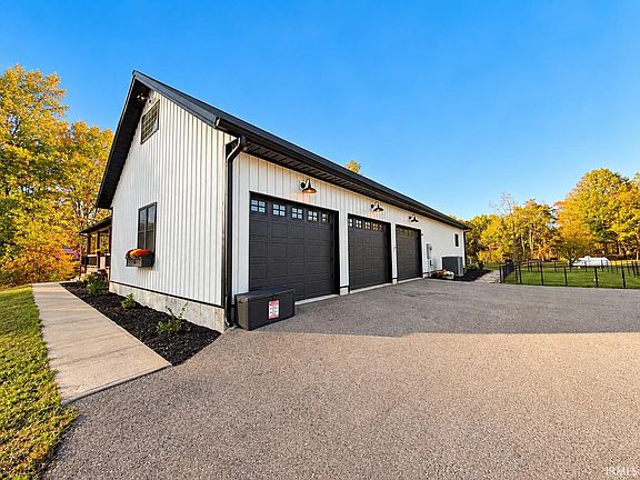 3rd image of 525 Bud Ikerd Rd