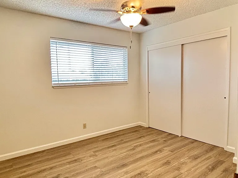 137 Argonaut St — Photo 19