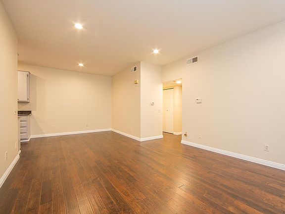 2nd image of 140 Maegan Pl APT 3