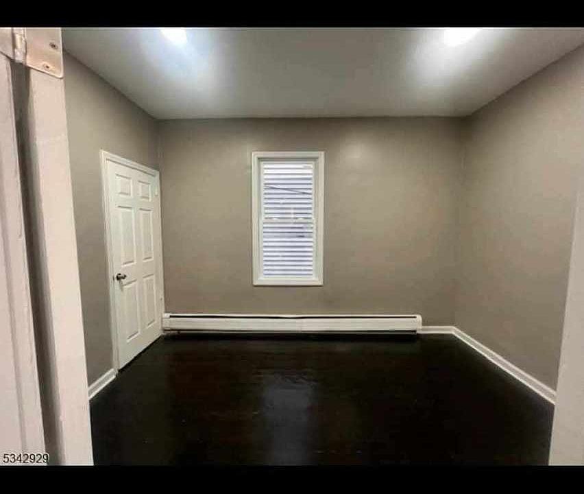 1st image of 188 Bergen Ave