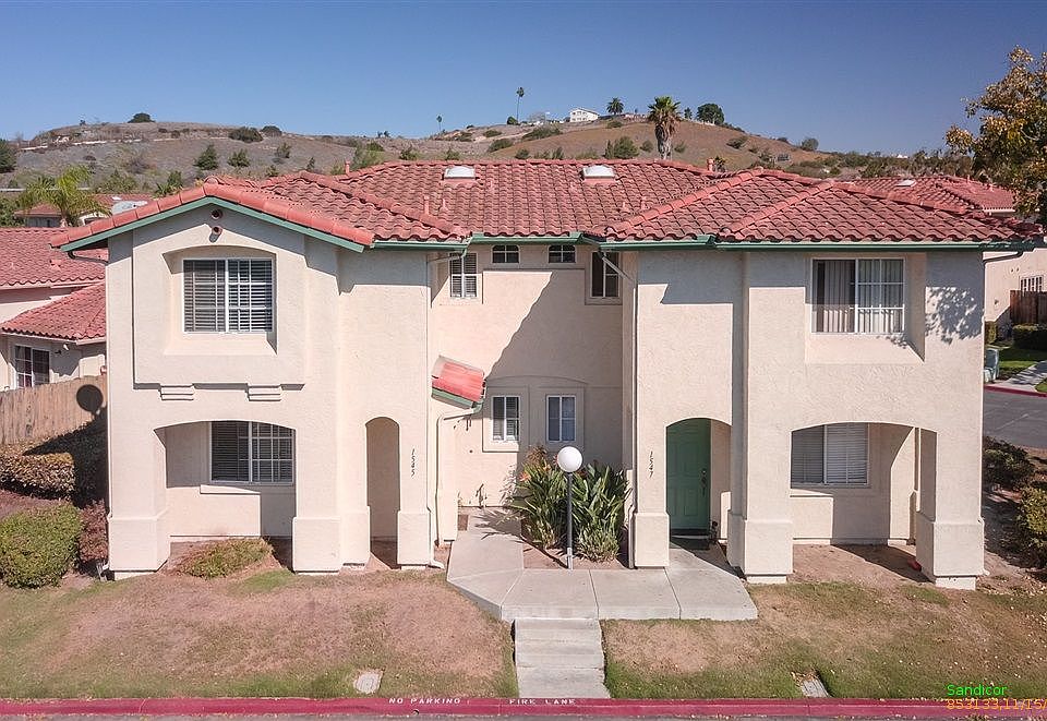 1st image of 1545 Smythe Ave