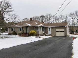 3 Malcolm St, Norfolk, MA 02056