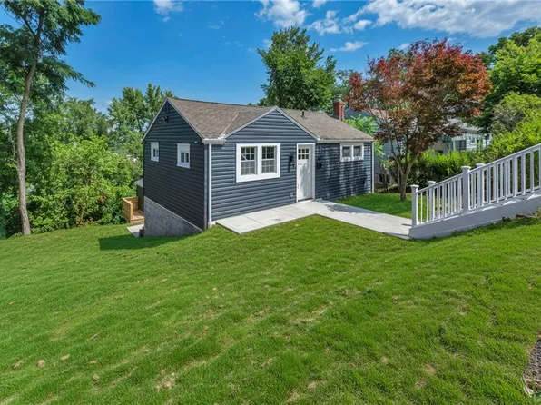1305 Terrace St, Bridgeville, PA 15017