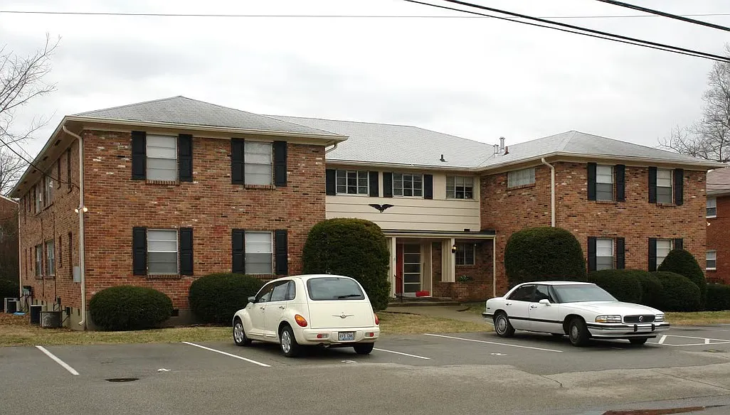 3814-3816 Nanz Ave — Photo 1
