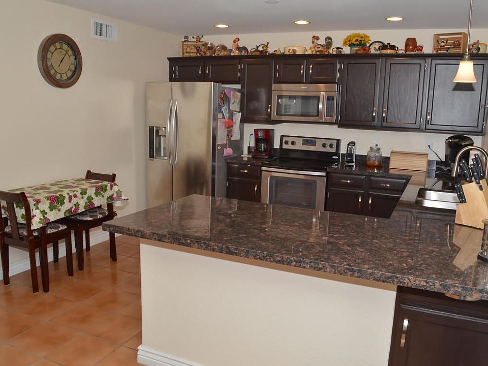 1st image of 7820 N Soledad Ave