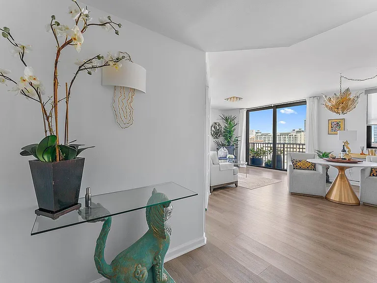 651 Okeechobee Blvd #612 — Photo 3