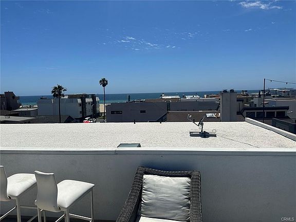 3rd image of 711 Hermosa Ave Penthouse 711