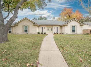 610 Green Hills Rd, Duncanville, TX 75137
