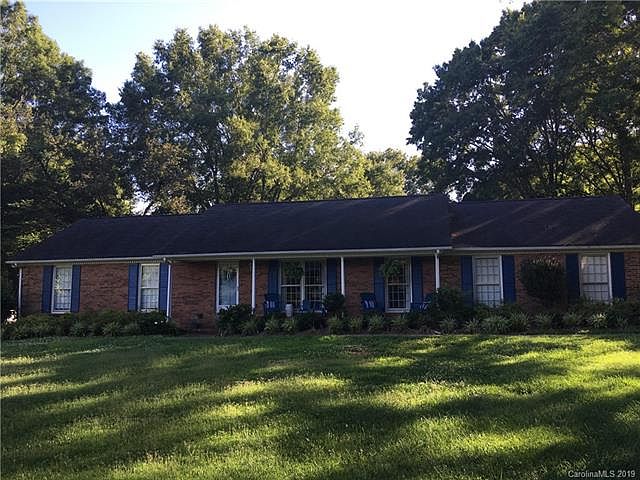 1st image of 5931 Beaver Dam Ln