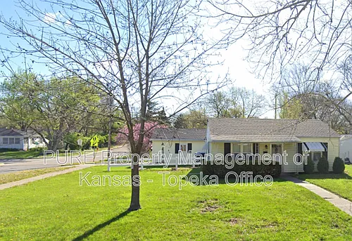 2300 SW Eveningside Dr Photo 1
