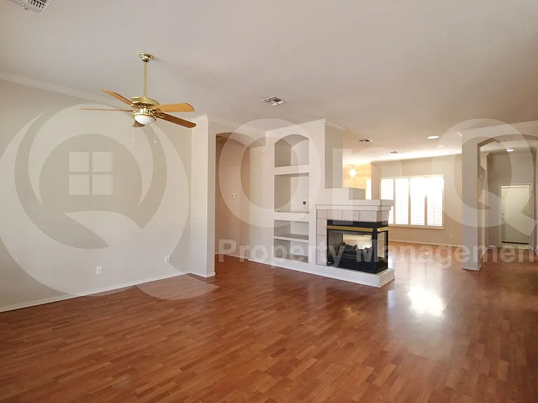 1445 S Park Grove Cir — Photo 7