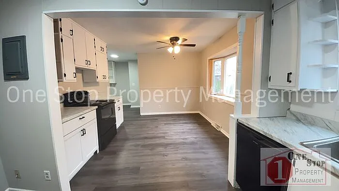 5714 NE 49th St — Photo 8