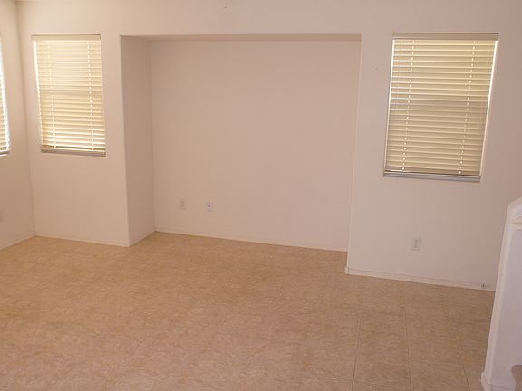 5th image of 989 Coronado Peak Ave