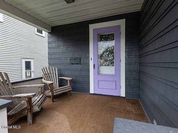 4th image of 13 Wallace Street