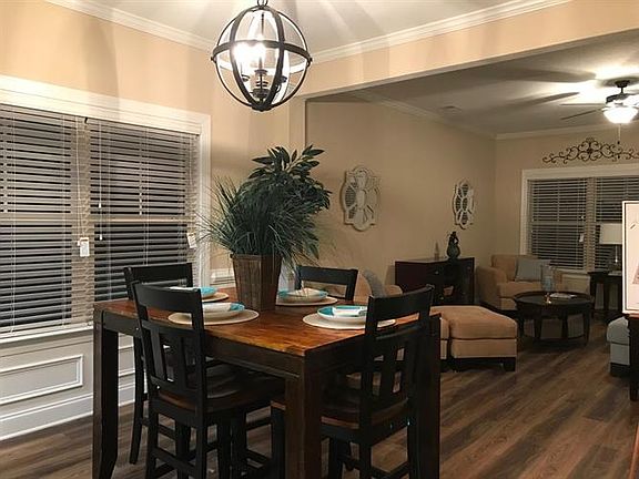 3rd image of 207 Milford Pines Dr