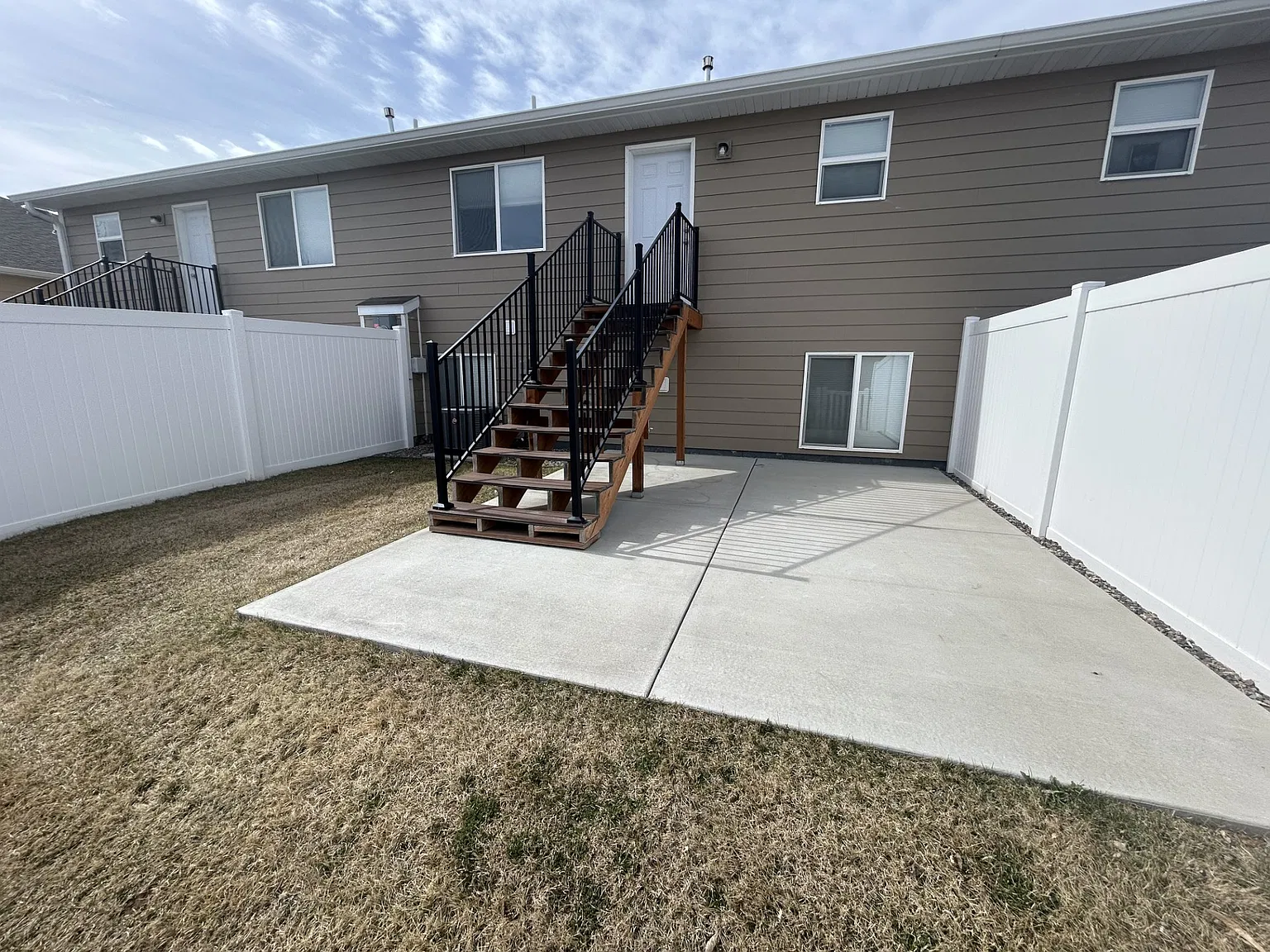 2081-2087 Lake Hills Drive - 2083 — Photo 3
