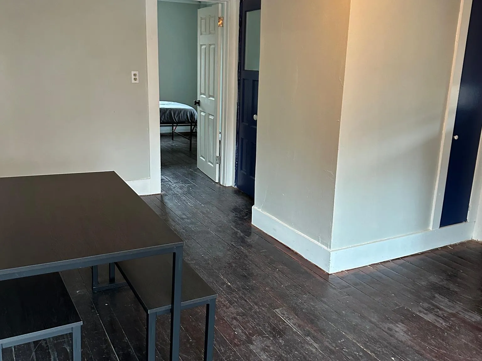 2 bed, 900 sqft, $1,930 — Photo 3