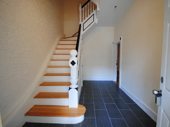 342 Meridian St APT 2, Boston, MA 02128