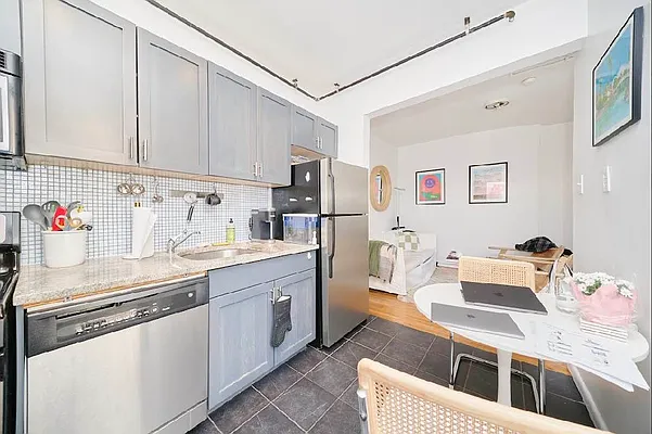 Rented by Living New York | media 8