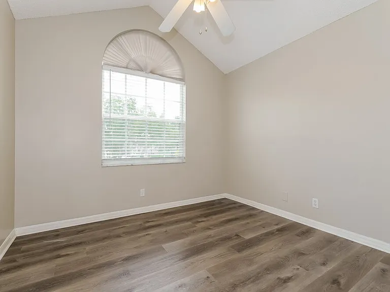 1027 Aviary Rd — Photo 14