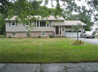 20 Ruth Ellen Way, Gates, NY 14624