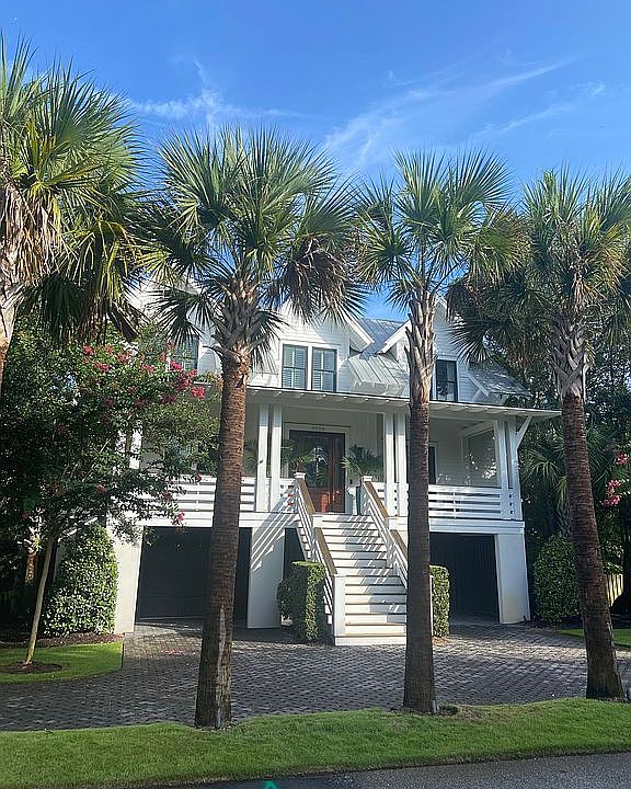 1st image of 3020 Ion Ave