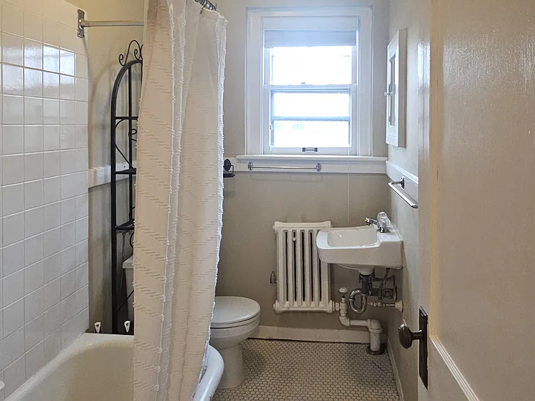 1220 N Marion St #34 — Photo 12