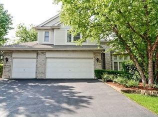 57 Normandy Cir, Schaumburg, IL