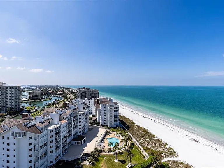 1560 Gulf Blvd #1605 — Photo 1