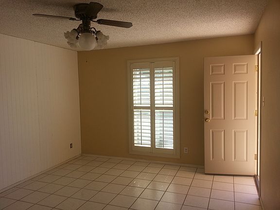 2nd image of 2224 Murchison Dr