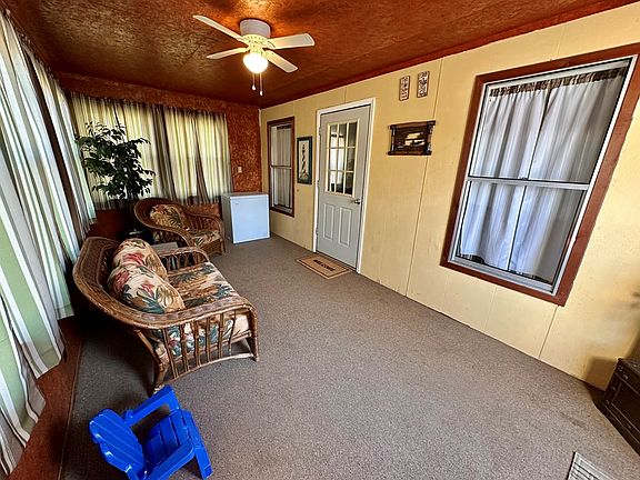 3rd image of 240 Lampley Cir