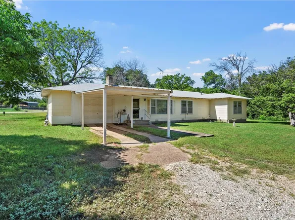 569 County Road 1812, Clifton, TX 76634