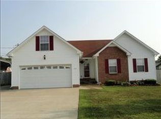 2425 Egret Dr, Clarksville, TN 37042
