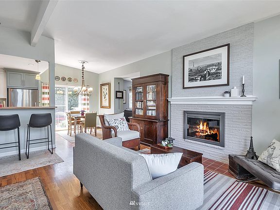 4th image of 18620 7th Ave S