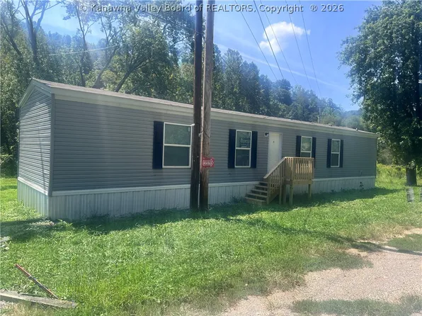 5371 Straight Frk, Griffithsville, WV 25521