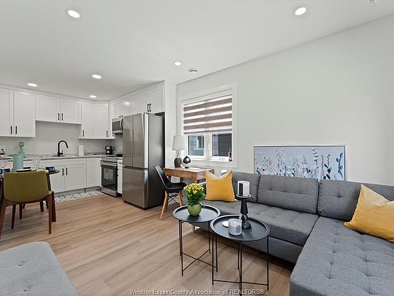 2nd image of 1861 Meighen Rd #3