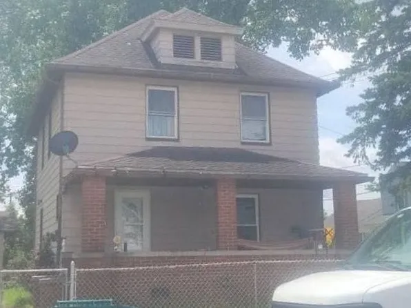 701 E 4th St, Mishawaka, IN 46544