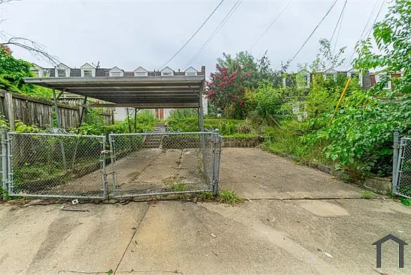 1335 Mantle St — Photo 23