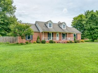 215 Gossett Dr, Smyrna, TN 37167