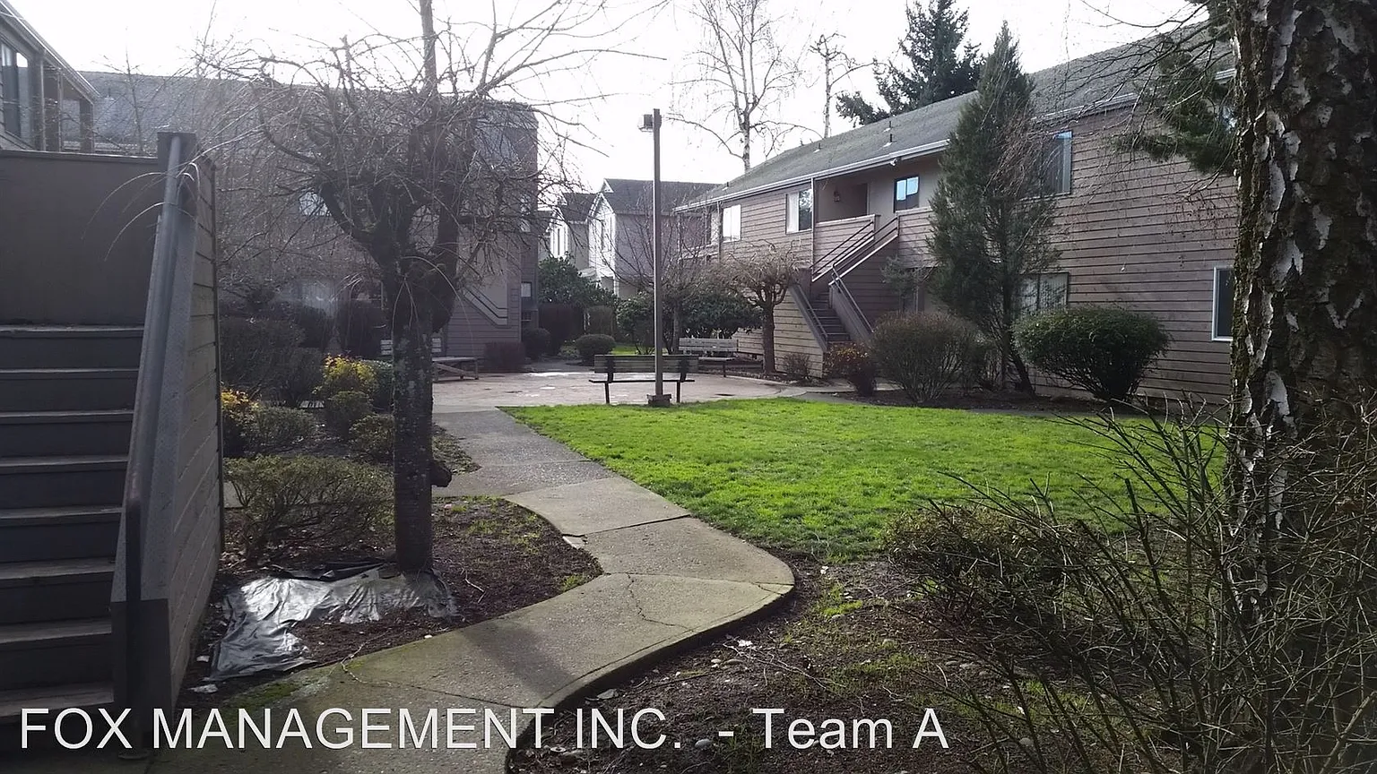 605 SE 148th Ave photo 1