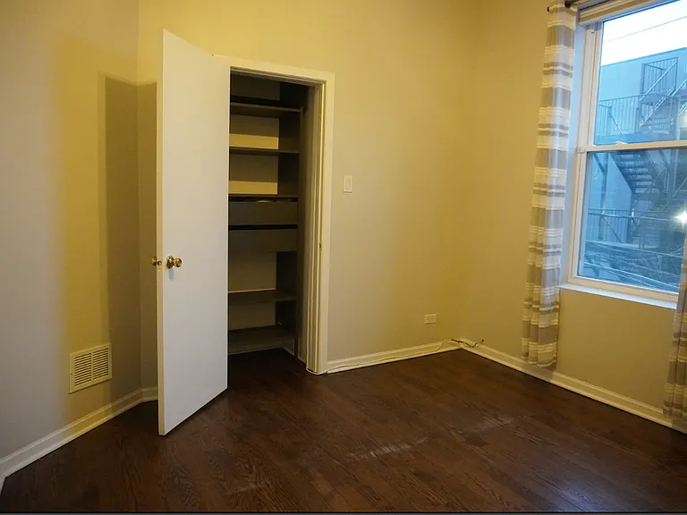 867 E Pershing Rd #2 — Photo 6