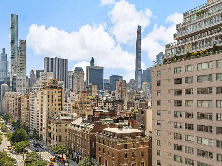 715 Park Ave #14B — Photo 9