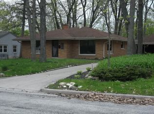 2610 N 111th St, Wauwatosa, WI 53226