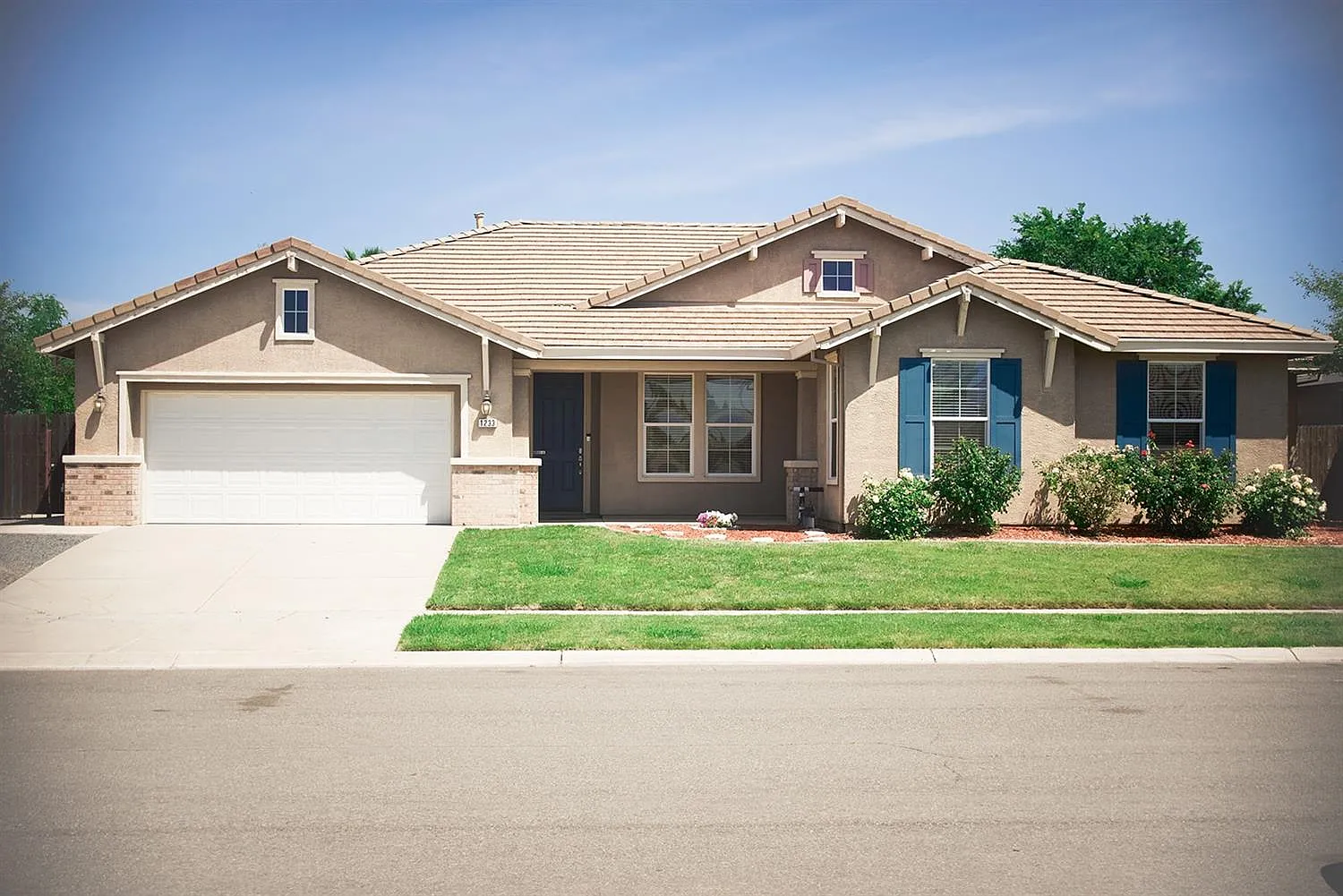 1233 Calypso Ranch Dr photo 1