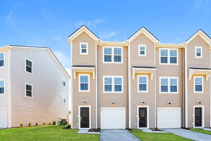 3 bed, 2.5 bath, 1546 sqft, $2,078 — Photo 2