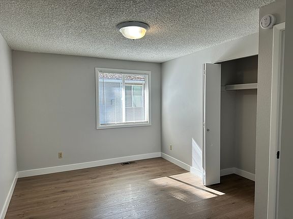 4th image of 4275 Campbell Dr SE #4275