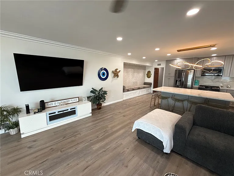 1174 E Ocean Blvd #10 — Photo 6
