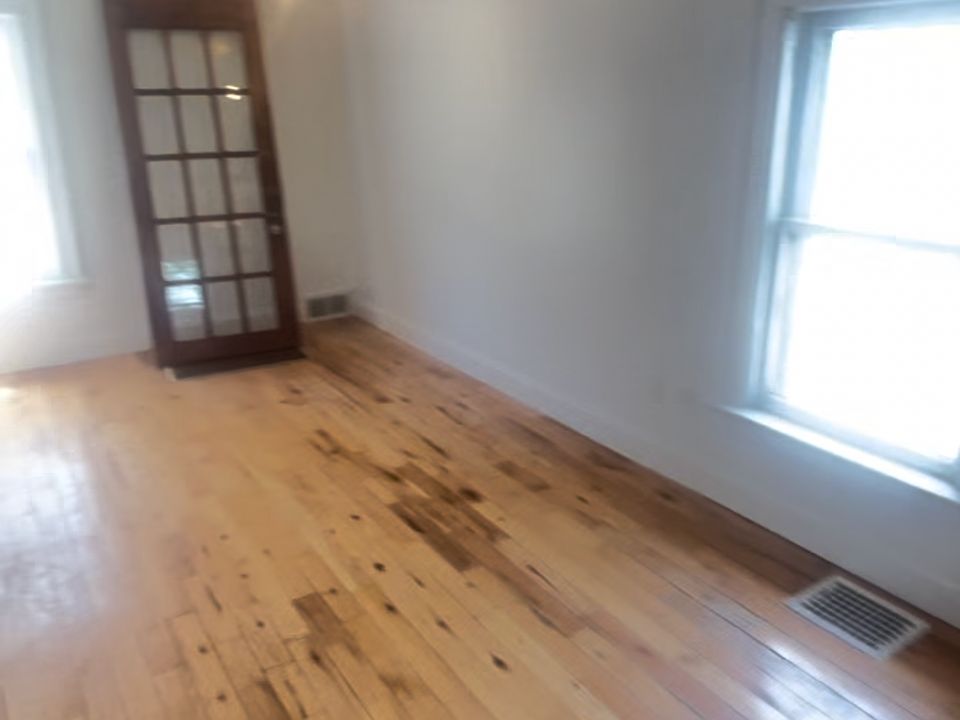 1st image of 548 Dartmouth Ave Floor 2